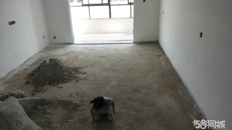 阳光华府100平方,全新装修65万,满二年!户型采光好